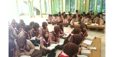 Pembiasaan Tadarus Al Quran Setiap Hari Jumat